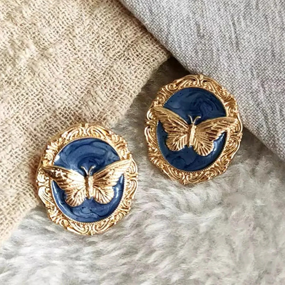 Vintage Blue Butterfly Gold Earrings - Picture 4 of 5